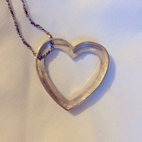 Vintage Sterling Silver Marcasite Heart & Chain pendant - Picture 4 of 5
